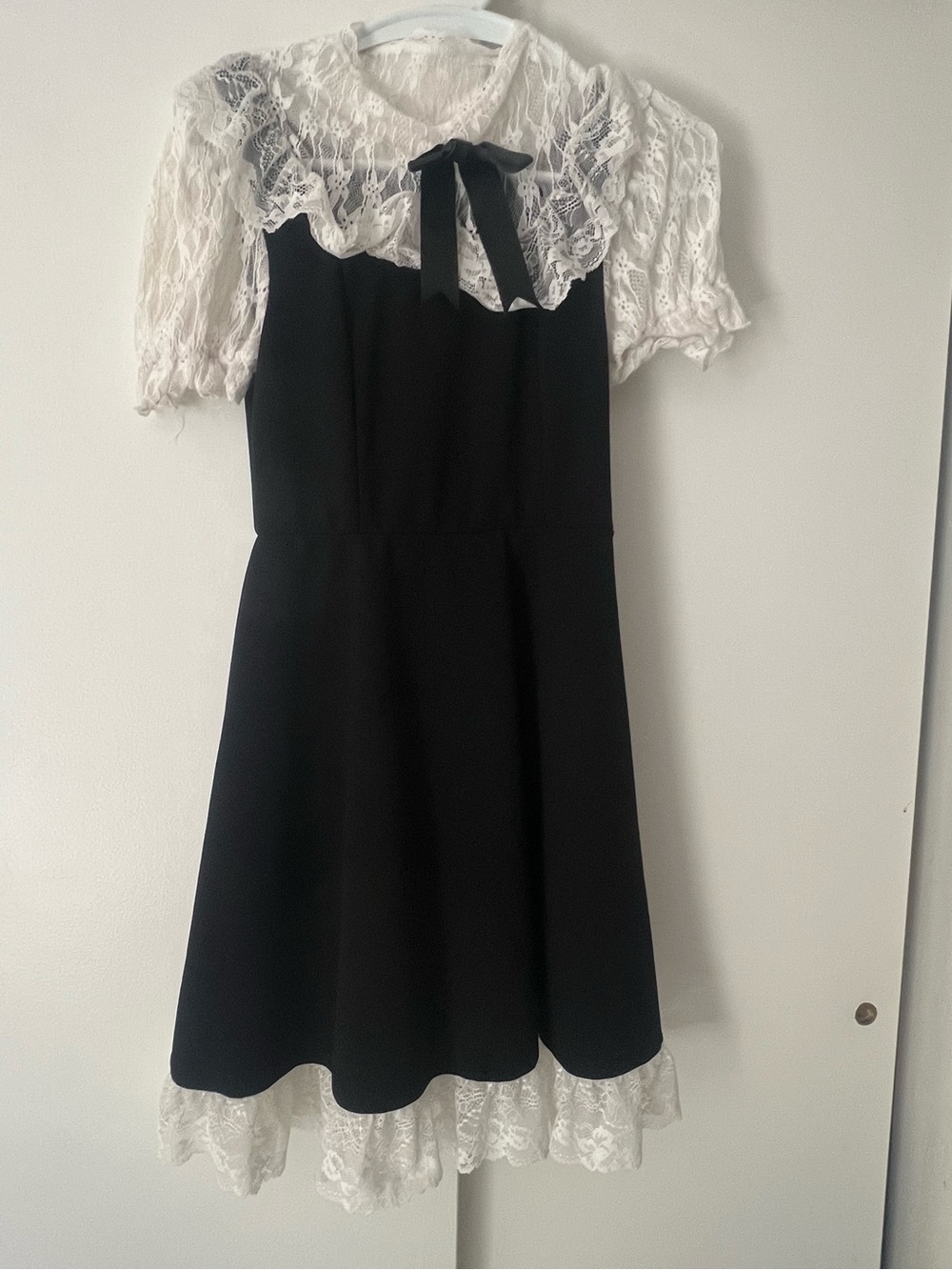 SHEIN Black Dress with White Lace Collar and Hem Trim
